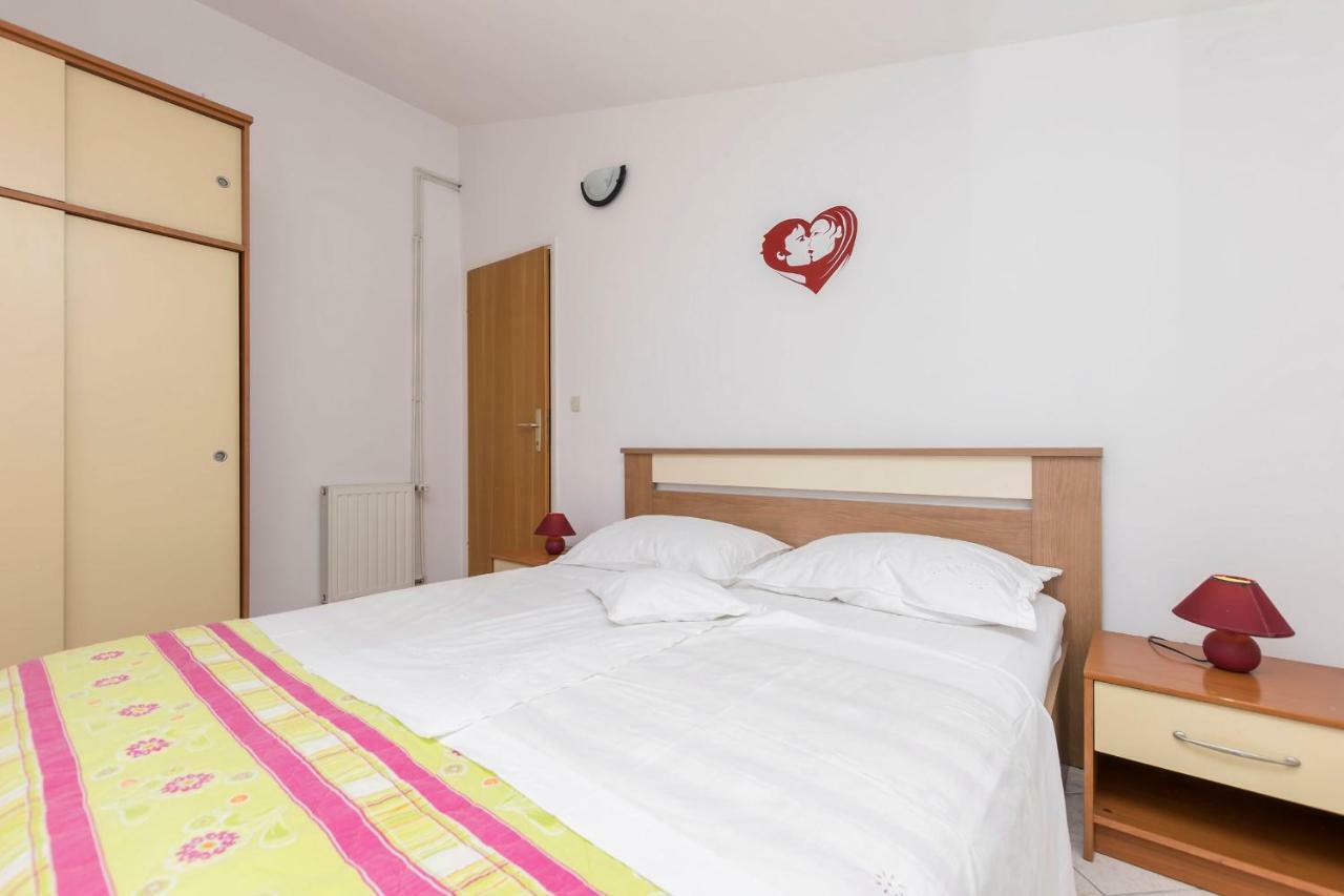 Apartments Miroslava Vodice Luaran gambar