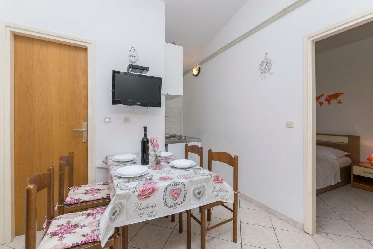 Apartments Miroslava Vodice Luaran gambar